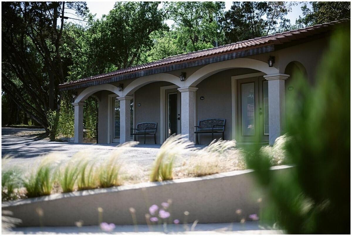 Messina Inn Wimberley Zimmer foto
