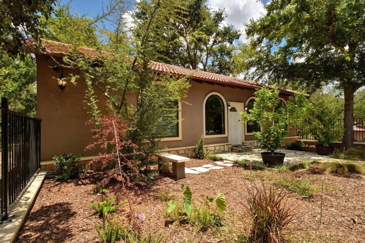 Messina Inn Wimberley Exterior foto